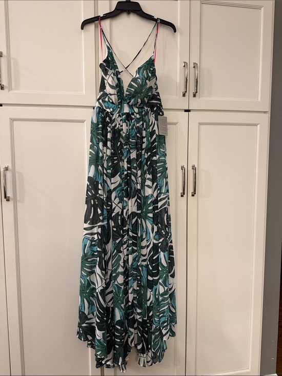 Meghan LA Dresses & Skirts - NWT Tropical Palm Leaf Maxi Dress | Green & White Resort Dress | Size L